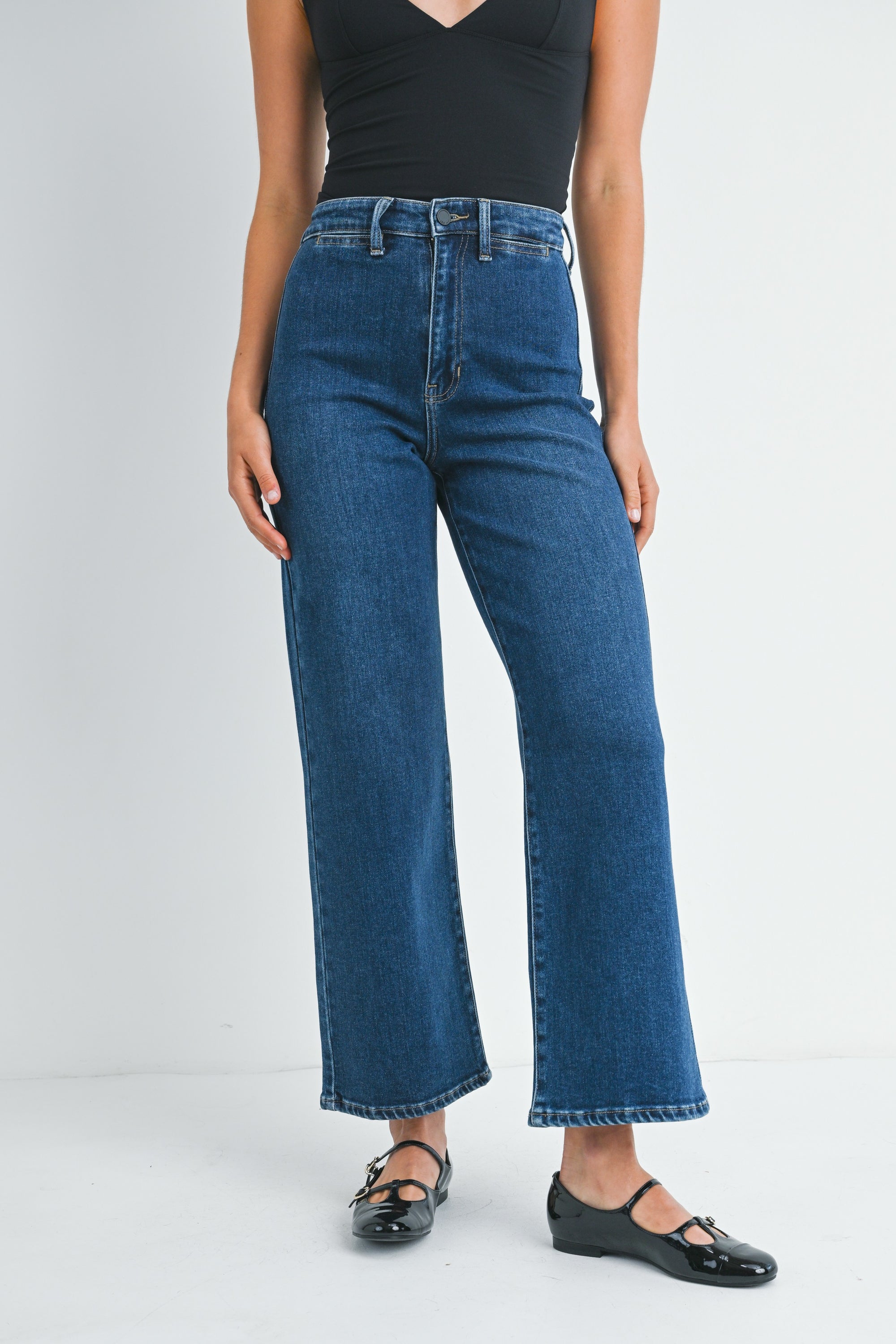 Mona Jean