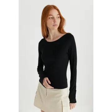 Elaine Top