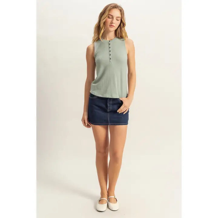Ribbed Sleeveless Top